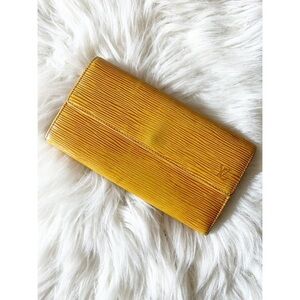 Louis Vuitton Yellow Epi Long Portefeiulle Sarah Long Wallet